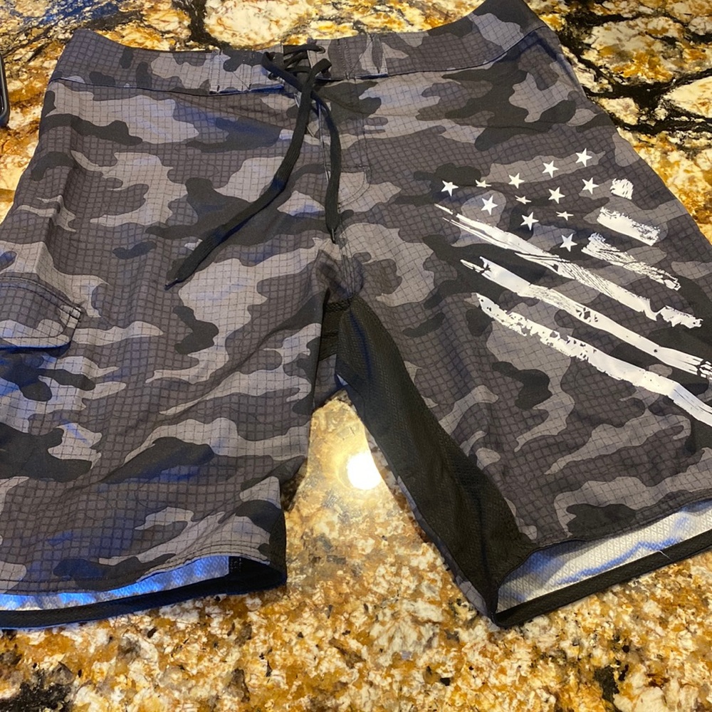 Mens board shorts